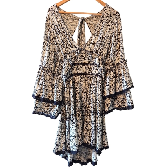 Free People Black Cream Kristall Mini Tiered Backless Dress Size S Boho peasant - Picture 4 of 12